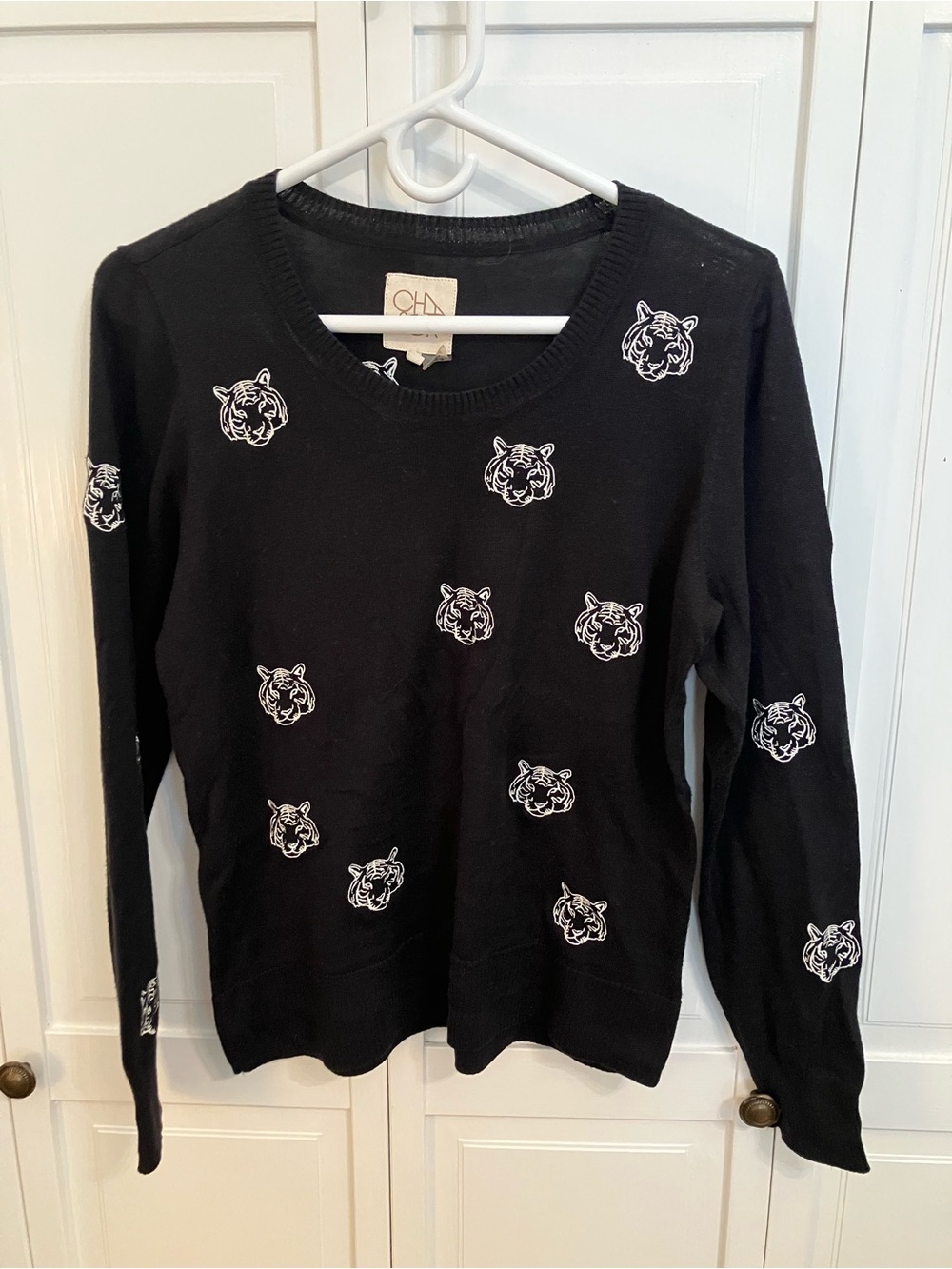Chaser Embroidered Tiny Tigers Lightweight Sweater